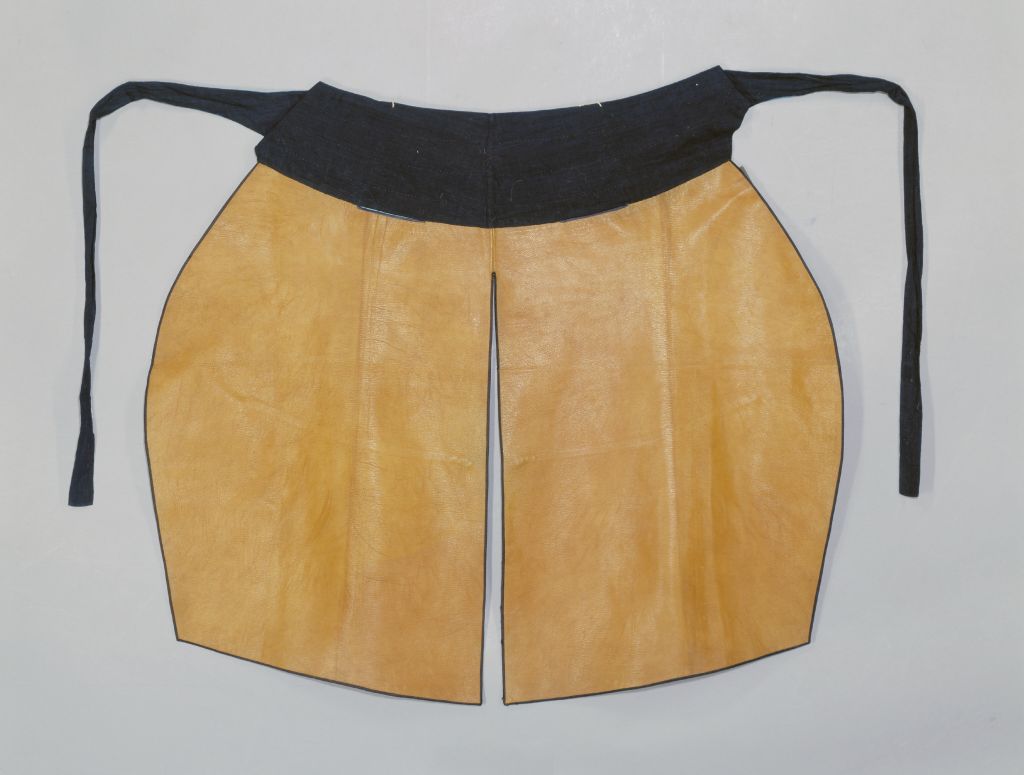 图片[1]-Yellow smoked leather line clothes-China Archive